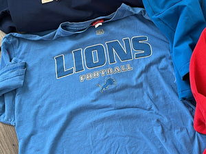 Vtg Lions/Halloween Bundle (2)
