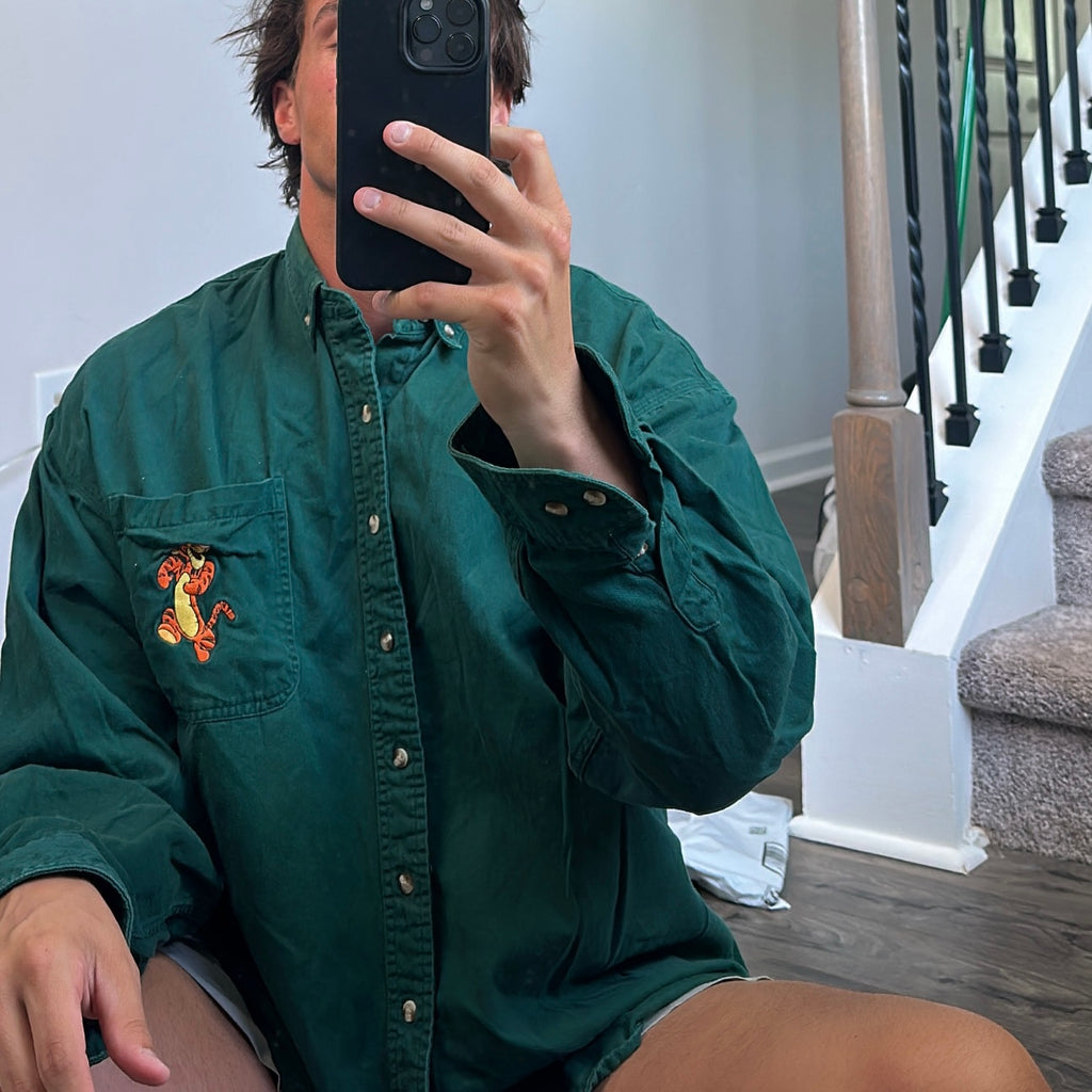 Vtg 90s Tigger Button Up