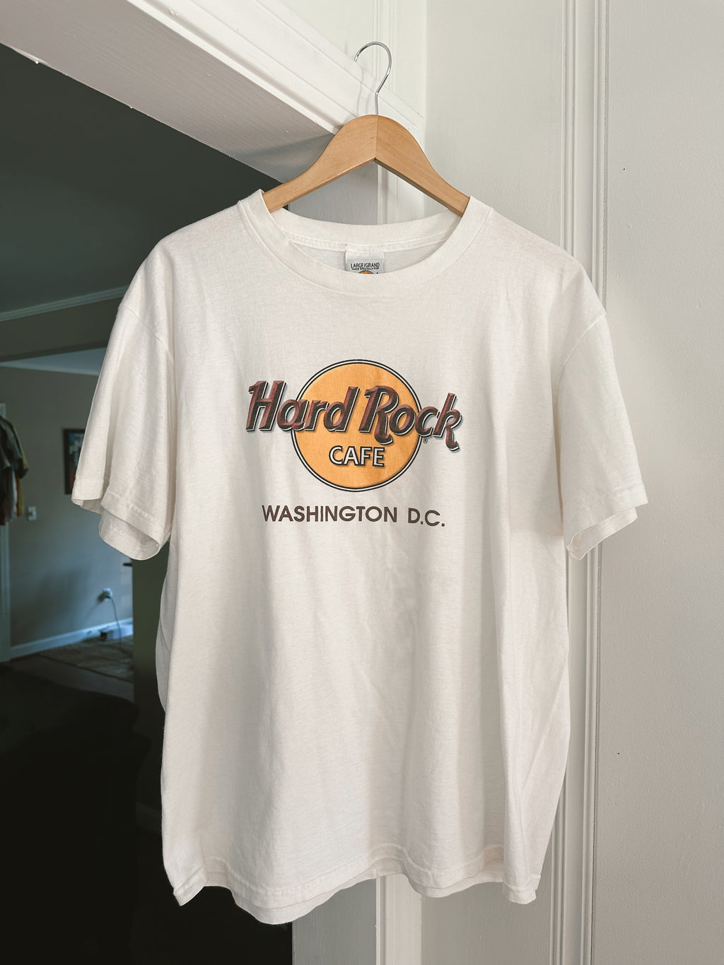 Vtg Hard Rock DC T-SHIRT (L)