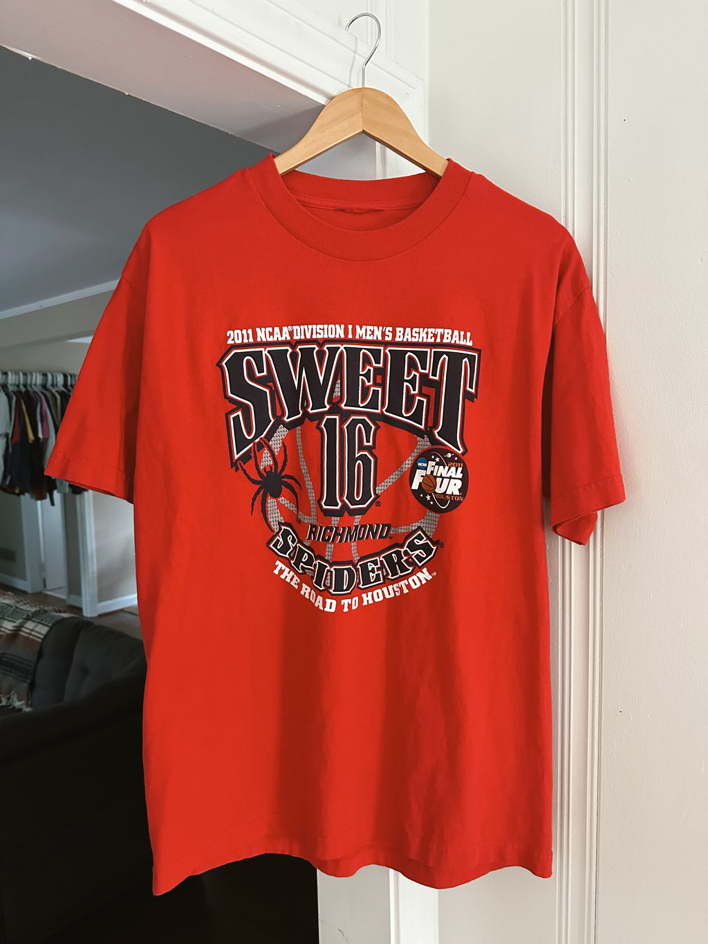 Vtg Sweet Sixteen T-Shirt (L)