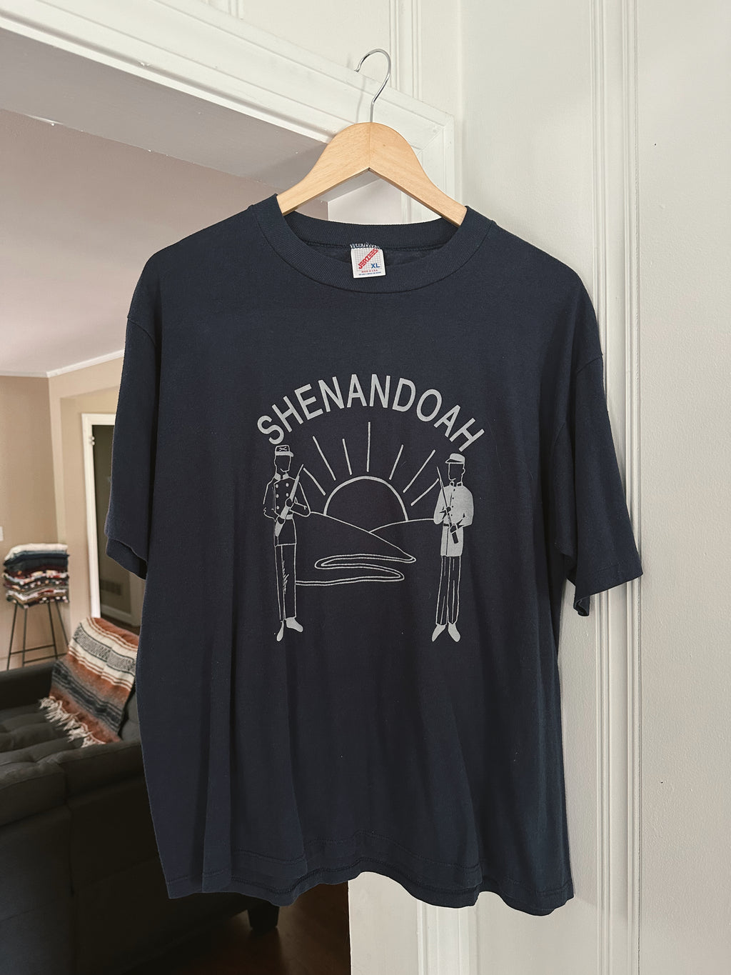 VTG SHENANDOAH T-SHIRT (XL)
